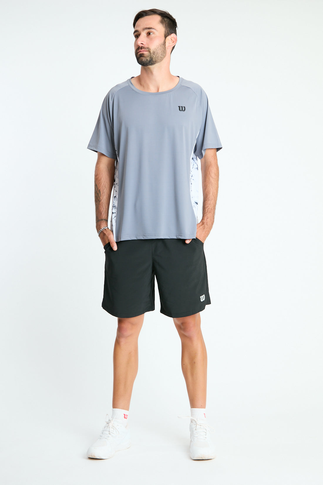 POLERA DEPORTIVA HOMBRE GRIS