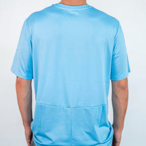 POLERA DEPORTIVA HOMBRE CELESTE